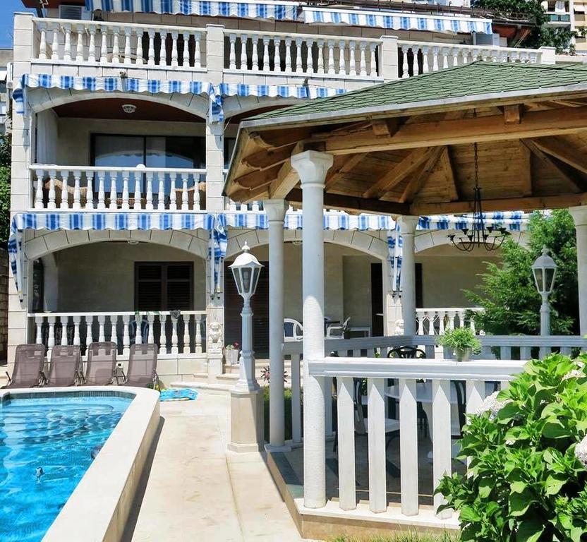 Guest House Vila Eli Herceg Novi Exterior foto